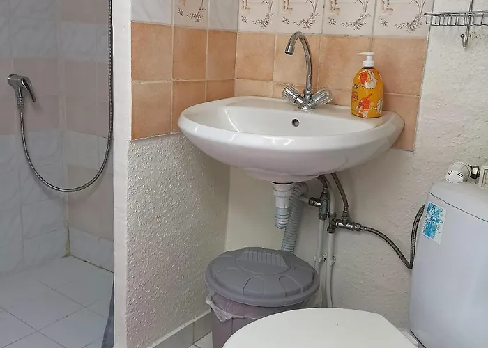 Privat In Zwei-zimmer-wohnung Als 2er Wg