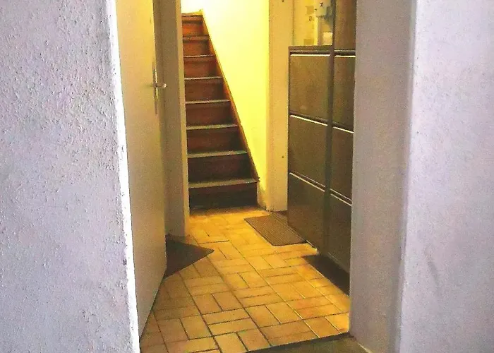 Privat In Zwei-zimmer-wohnung Als 2er Wg *
